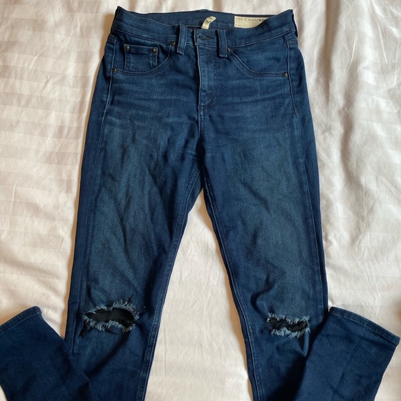 Rag and Bone Skinny Jean - Picture 2 of 4